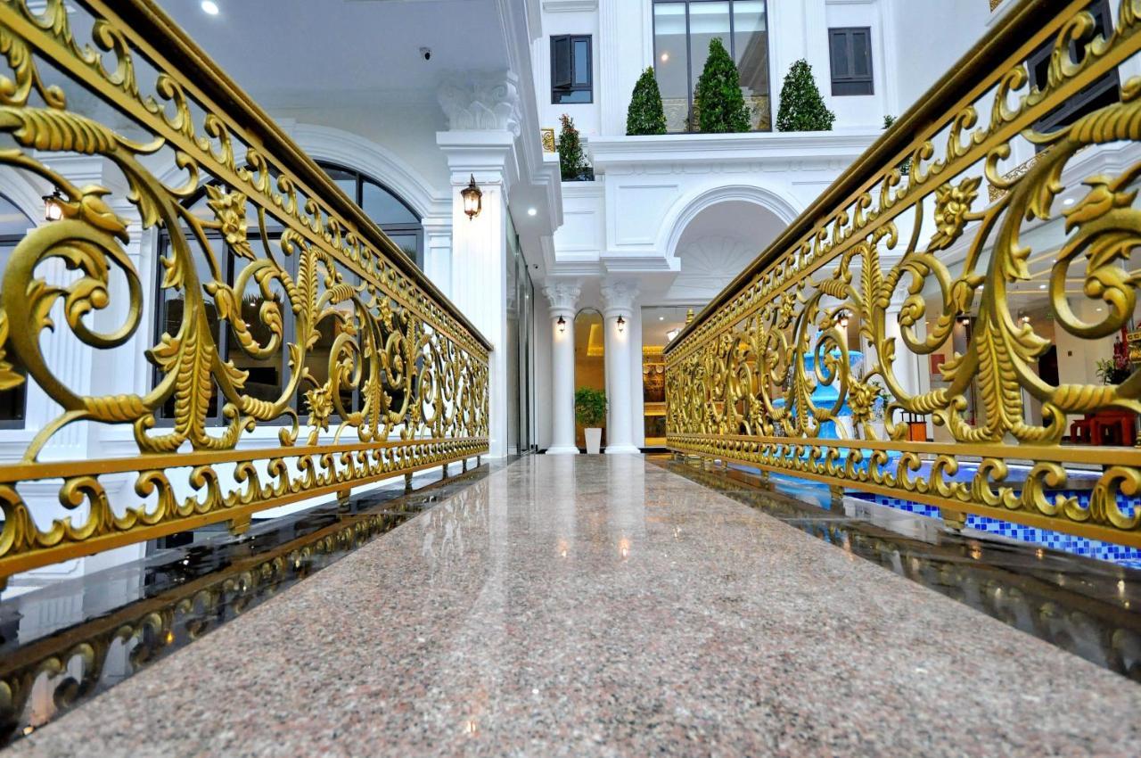Crown Nguyen Hoang Hotel Nha Trang Luaran gambar