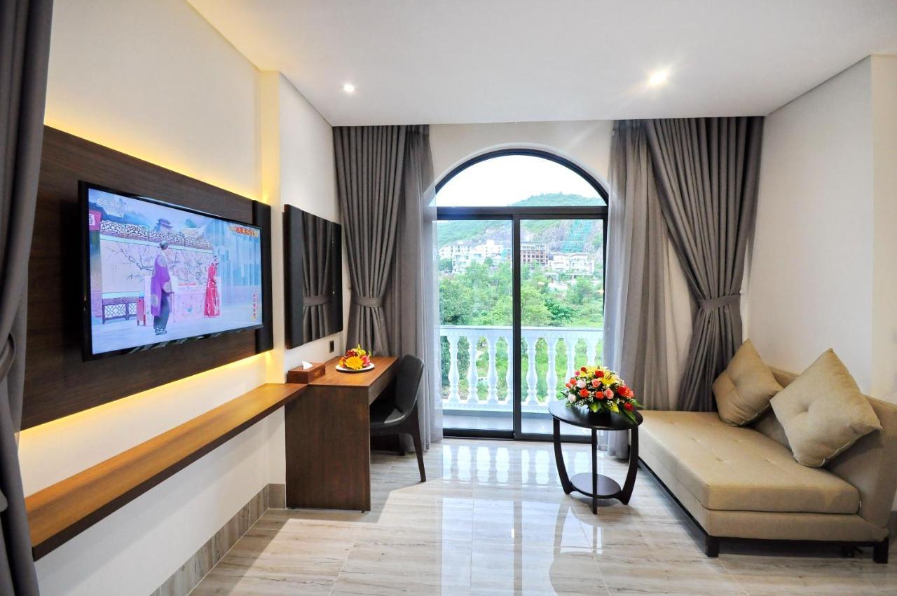 Crown Nguyen Hoang Hotel Nha Trang Luaran gambar