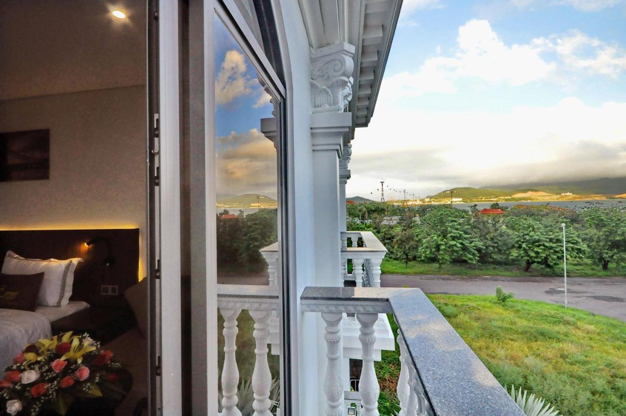 Crown Nguyen Hoang Hotel Nha Trang Luaran gambar