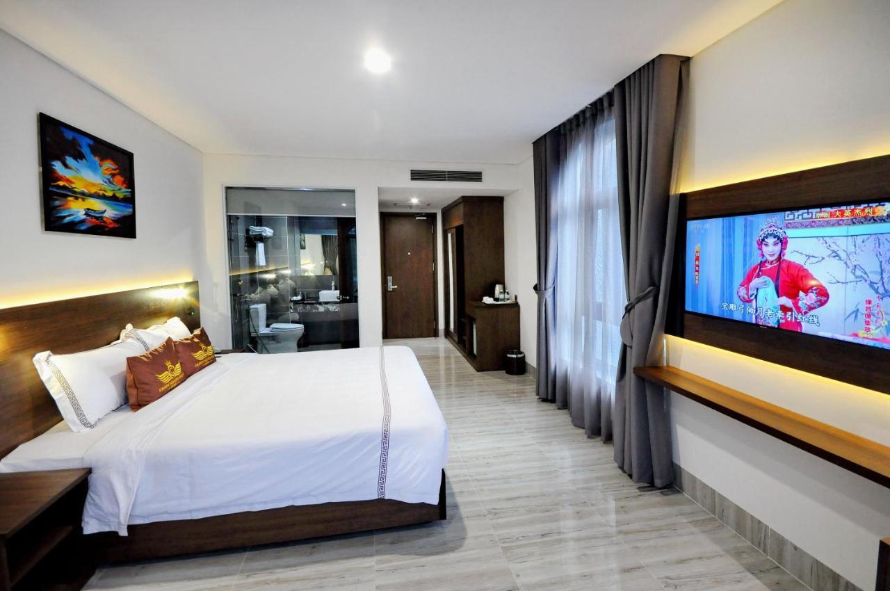 Crown Nguyen Hoang Hotel Nha Trang Luaran gambar