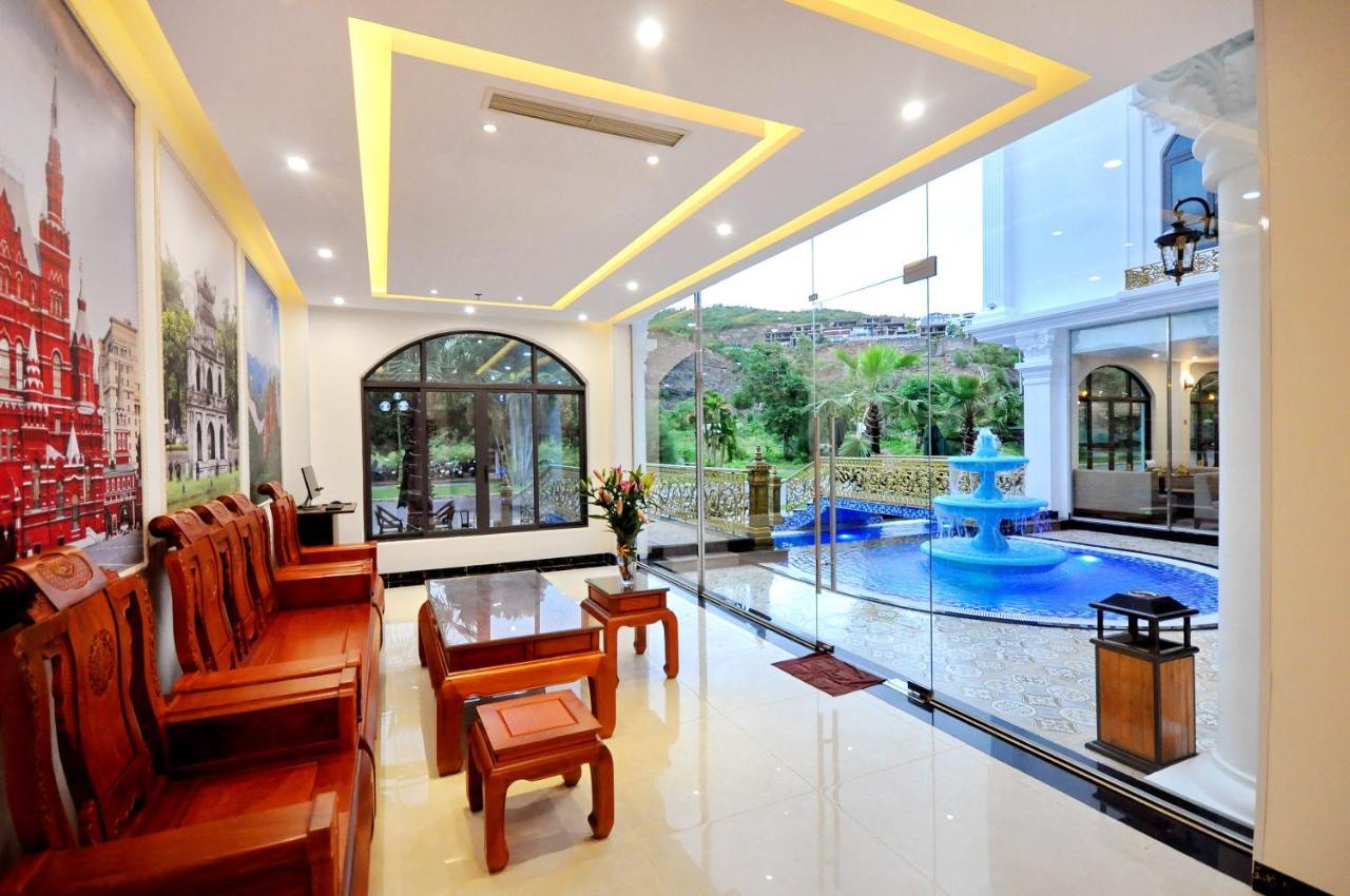 Crown Nguyen Hoang Hotel Nha Trang Luaran gambar