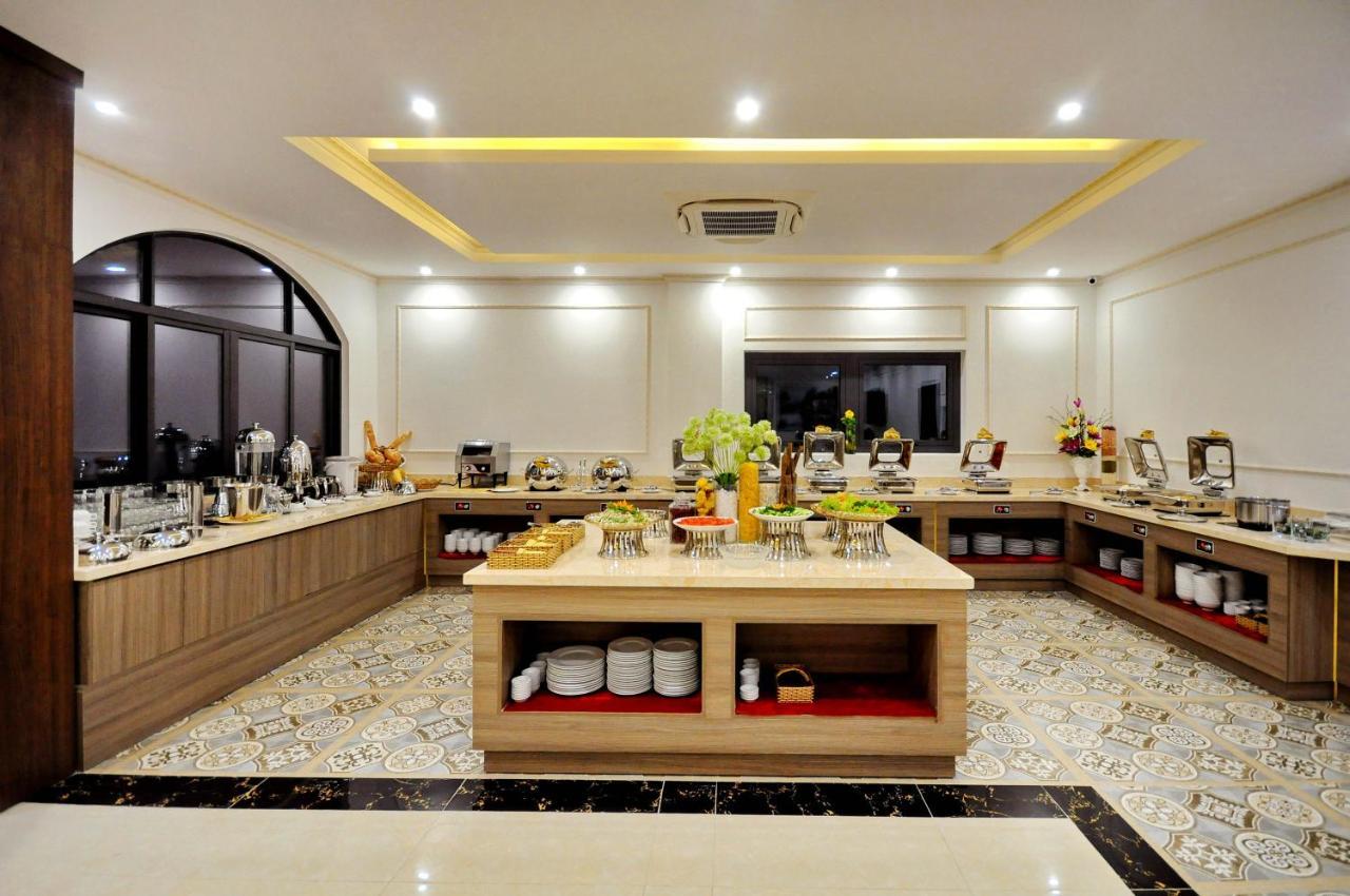 Crown Nguyen Hoang Hotel Nha Trang Luaran gambar